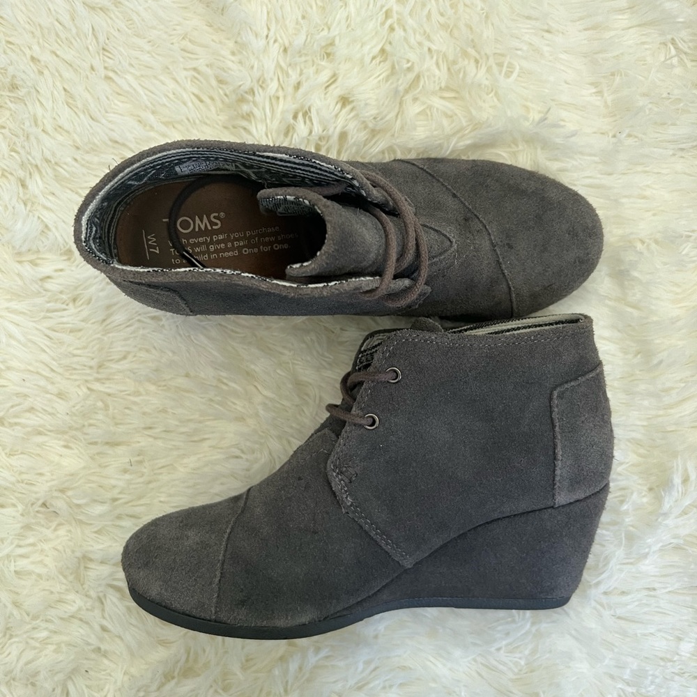 Toms booties